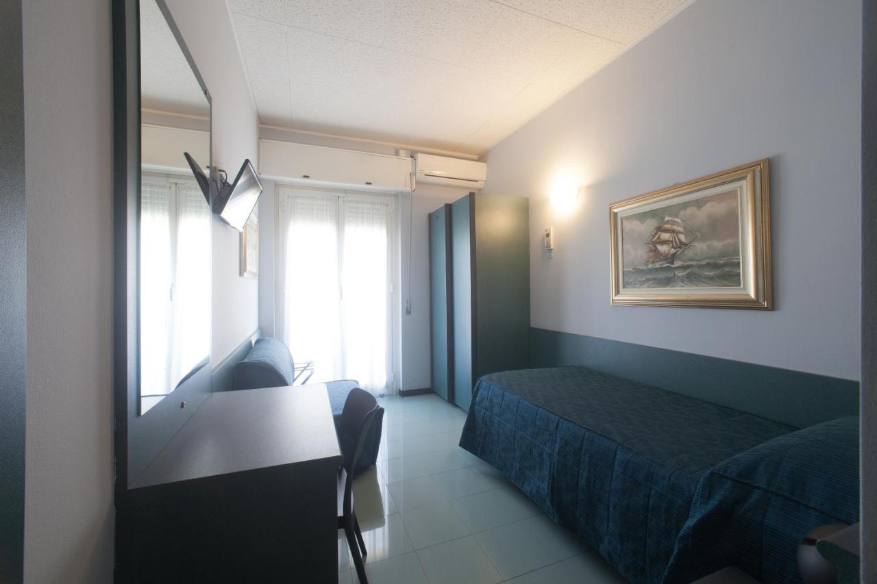 Tirreno Hotel Genoa